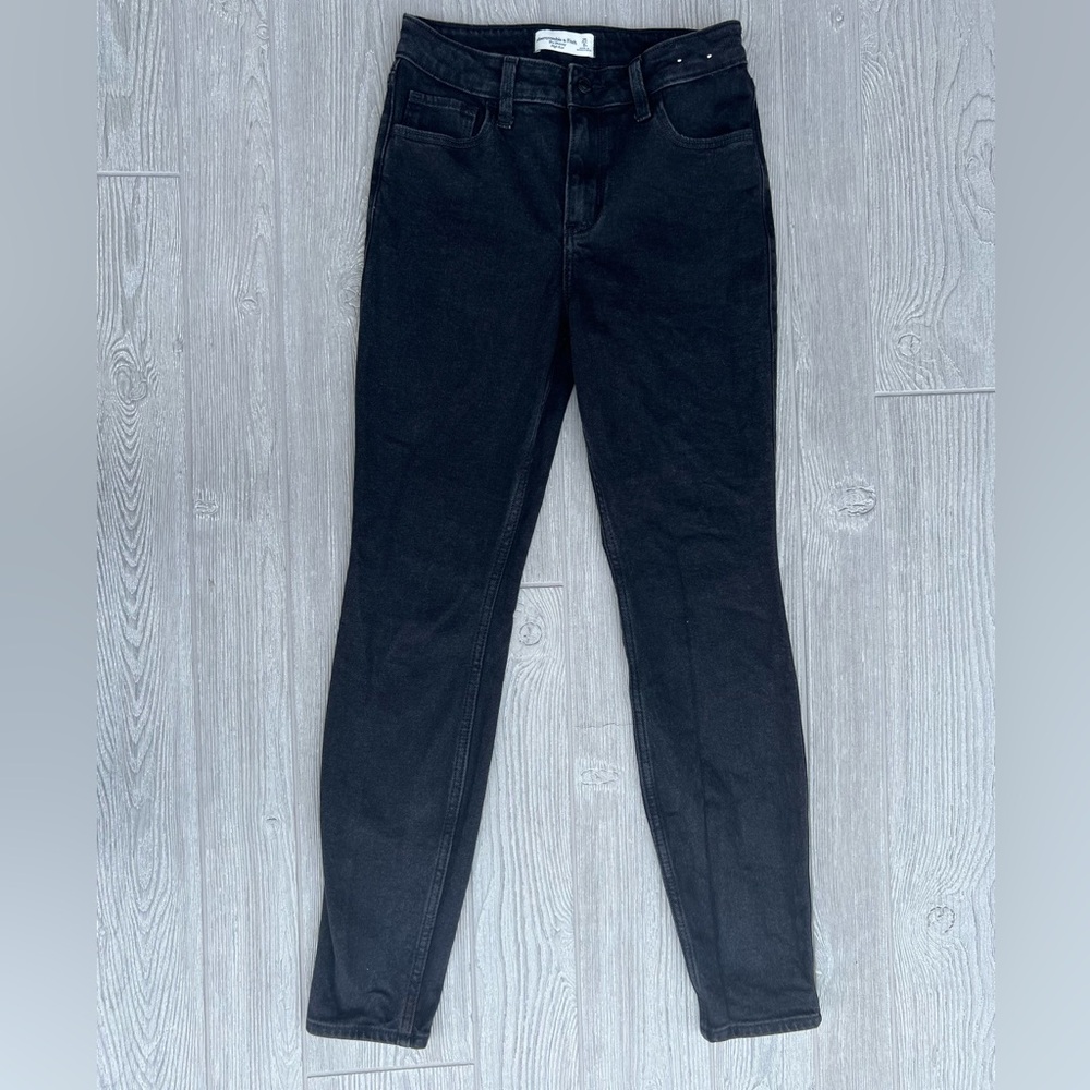 Abercrombie & Fitch The Skinny High Rise Black Jeans Size 25/0R No Distressing